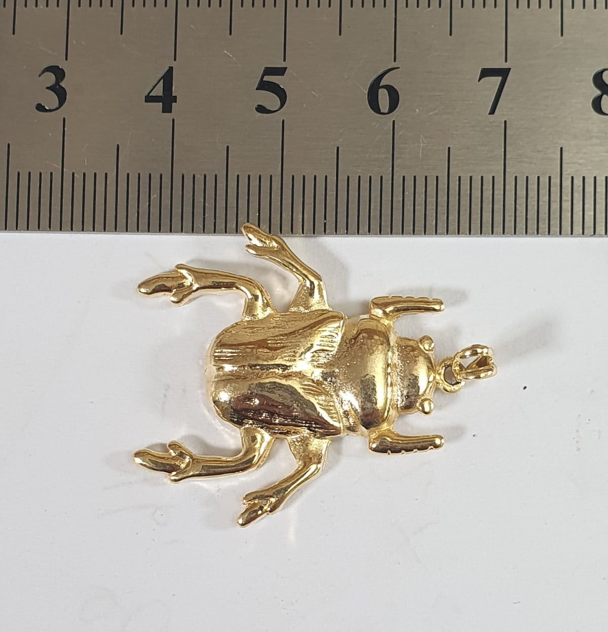 Dije de Bicho Insumo baño de Oro