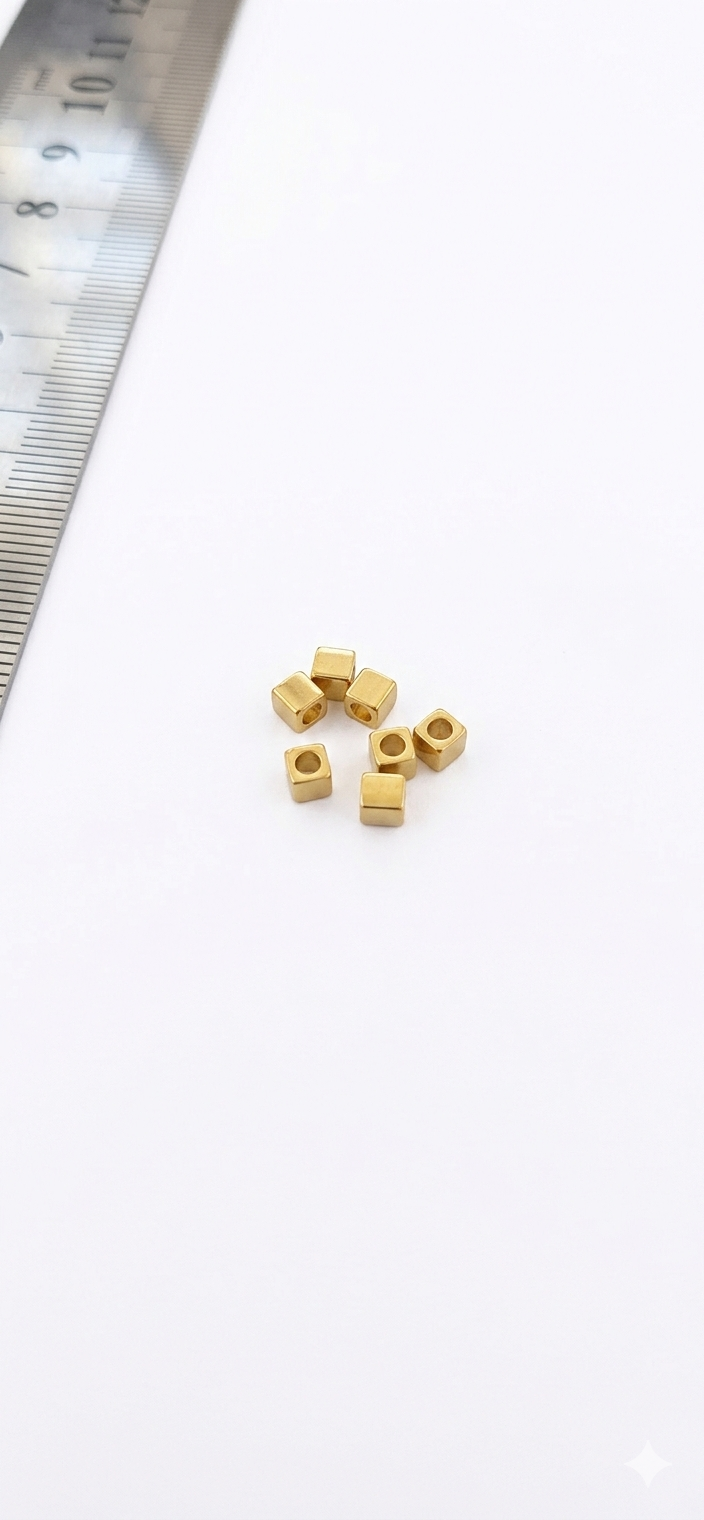 Mostacilla cuadrada lisa por gramo