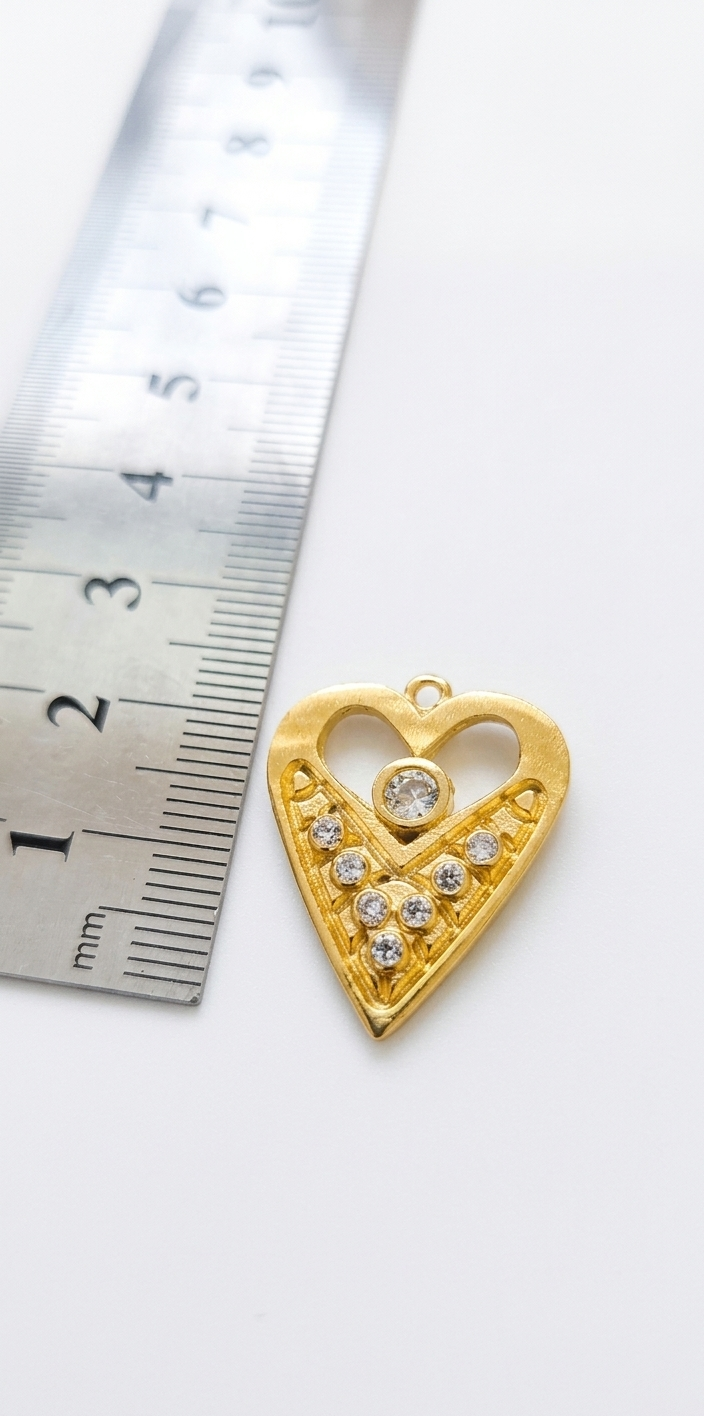 Dije corazon circonado