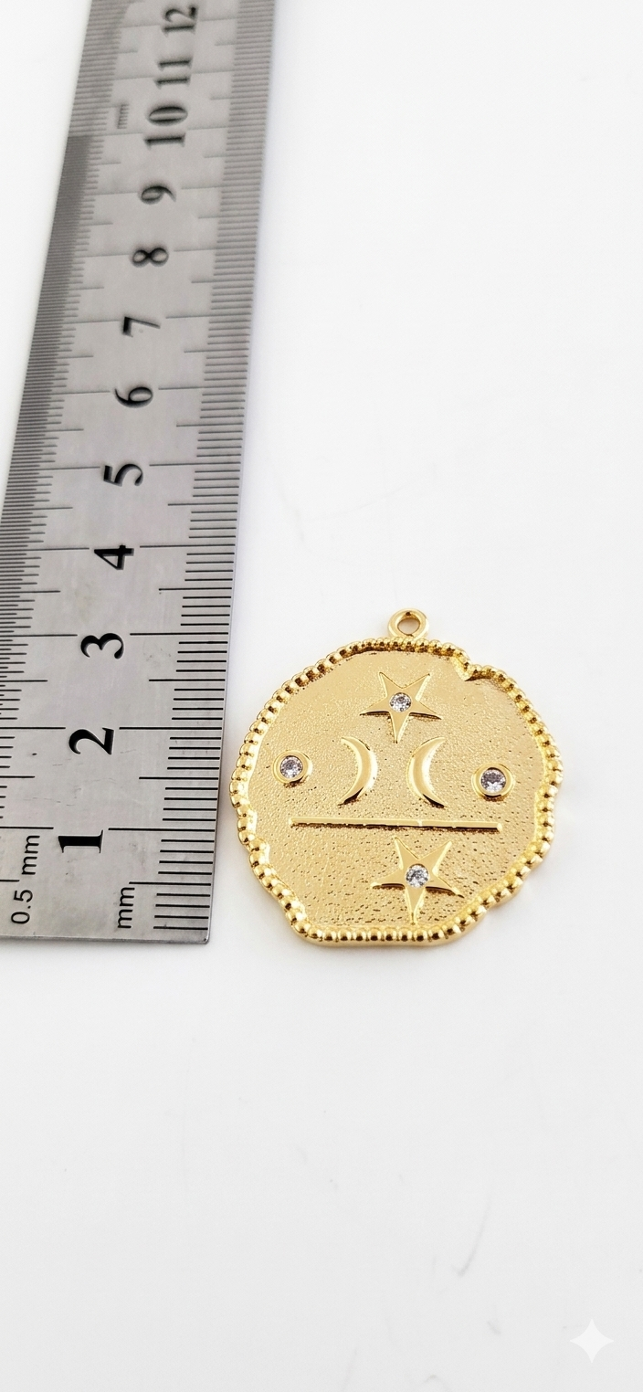 Medallas lunas estrellas y circones